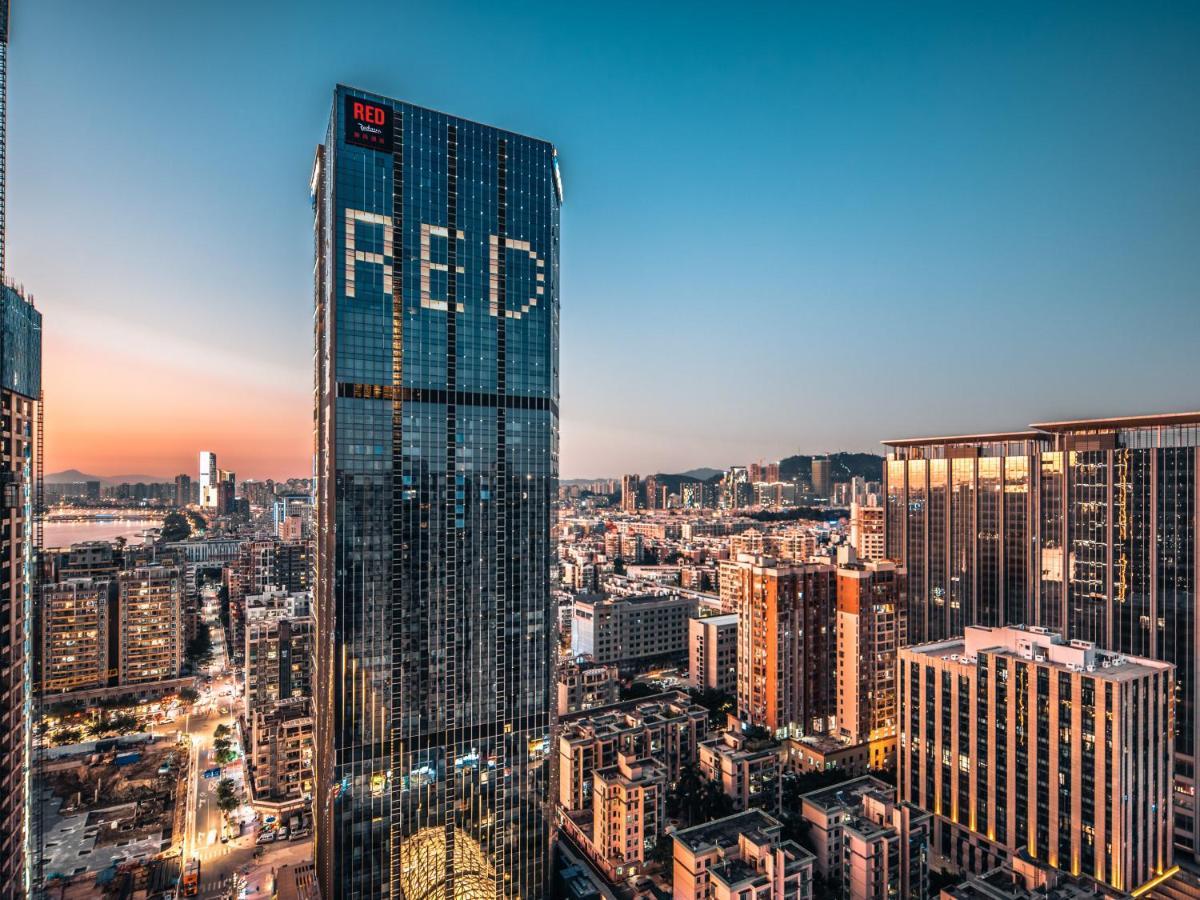 Radisson Red Hotel Zhuhai Gongbei Port Extérieur photo