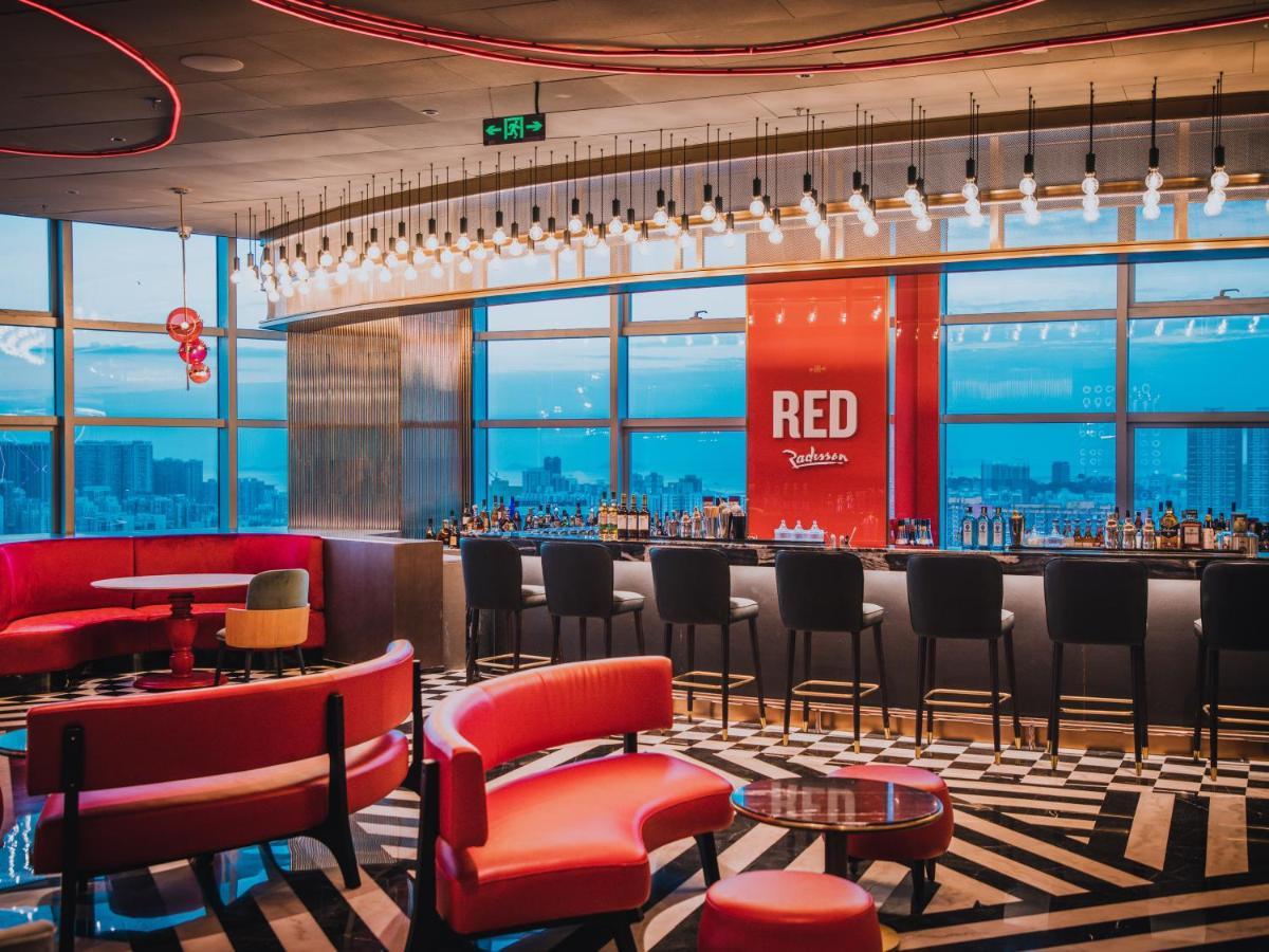Radisson Red Hotel Zhuhai Gongbei Port Extérieur photo