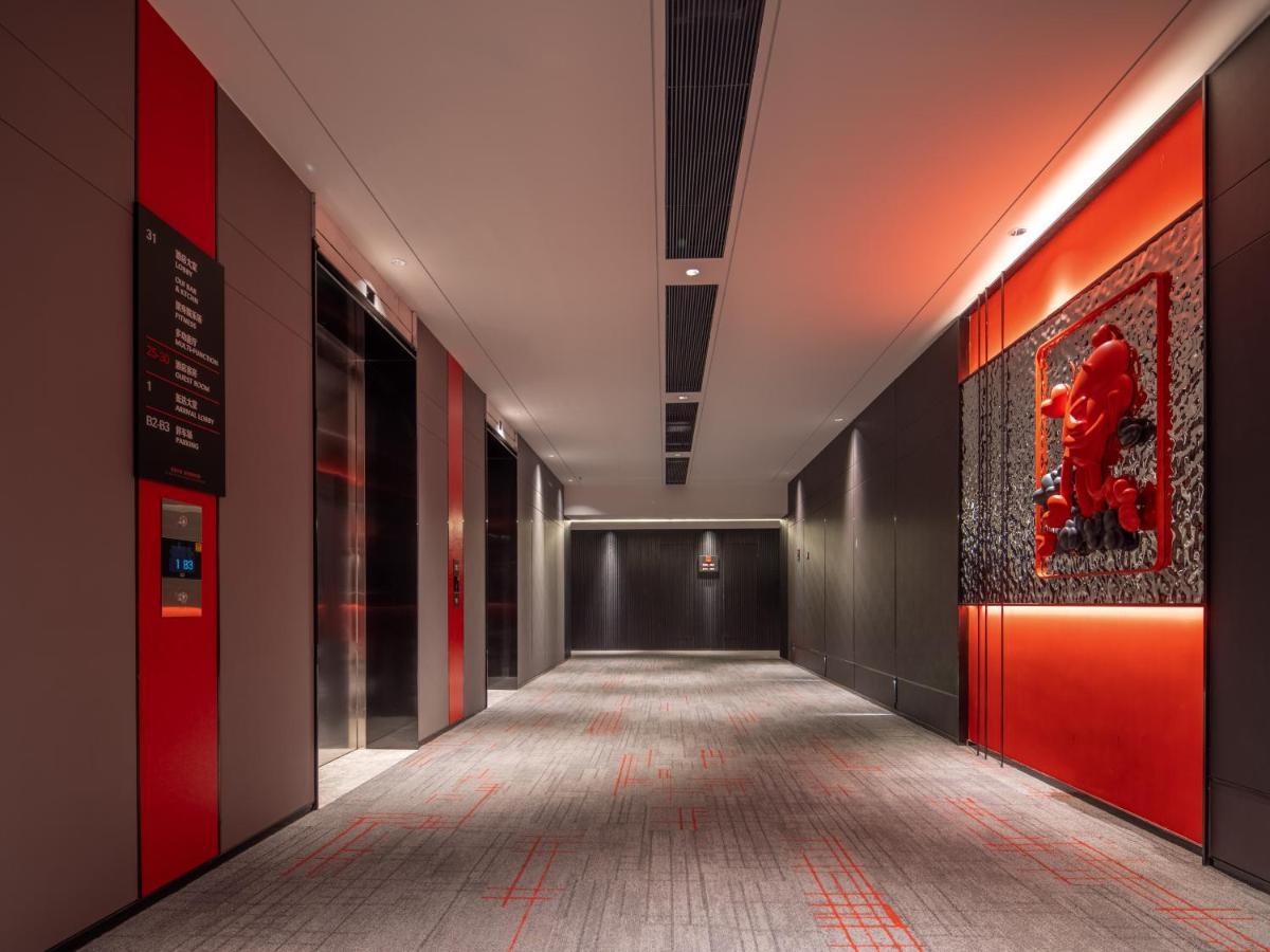 Radisson Red Hotel Zhuhai Gongbei Port Extérieur photo